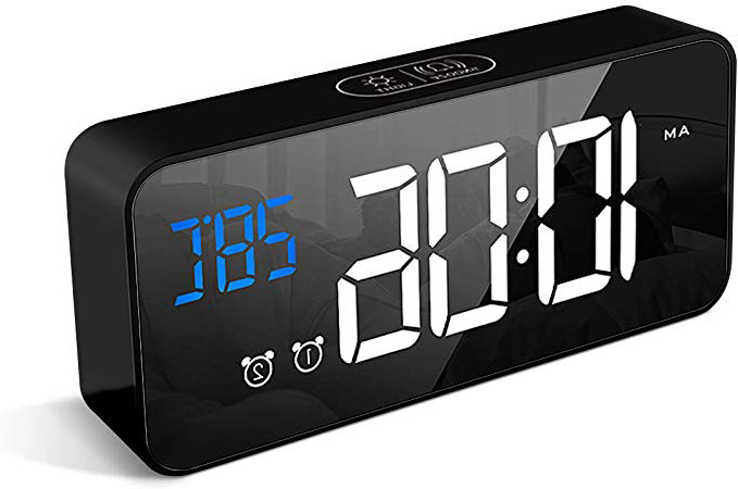 HOMVILLA Sveglia Digitale con Display a LED di Dimensioni, Sveglia a Specchio Portatile con Doppio Allarme Snooze Time 4 Livelli d i Luminosità Regolabile Dimmer 13 Music Porta di Ricarica USB (Nero)