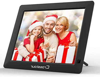 Crosstour Cornice Foto Digitale 8 Pollici 4: 3 HD IPS Schermo Largo con Telecomando, Musica/Photo/Video del Lettore,Orologio Calendario,Supporto USB/SD/MMC,Miglior Regalo per Natale e Capodanno